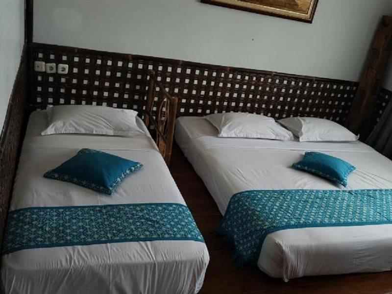 Kampung Sumber Alam Garut Hotel Eksteriør billede