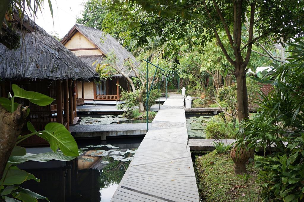 Kampung Sumber Alam Garut Hotel Værelse billede