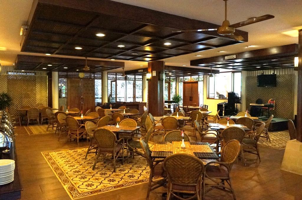 Kampung Sumber Alam Garut Hotel Eksteriør billede