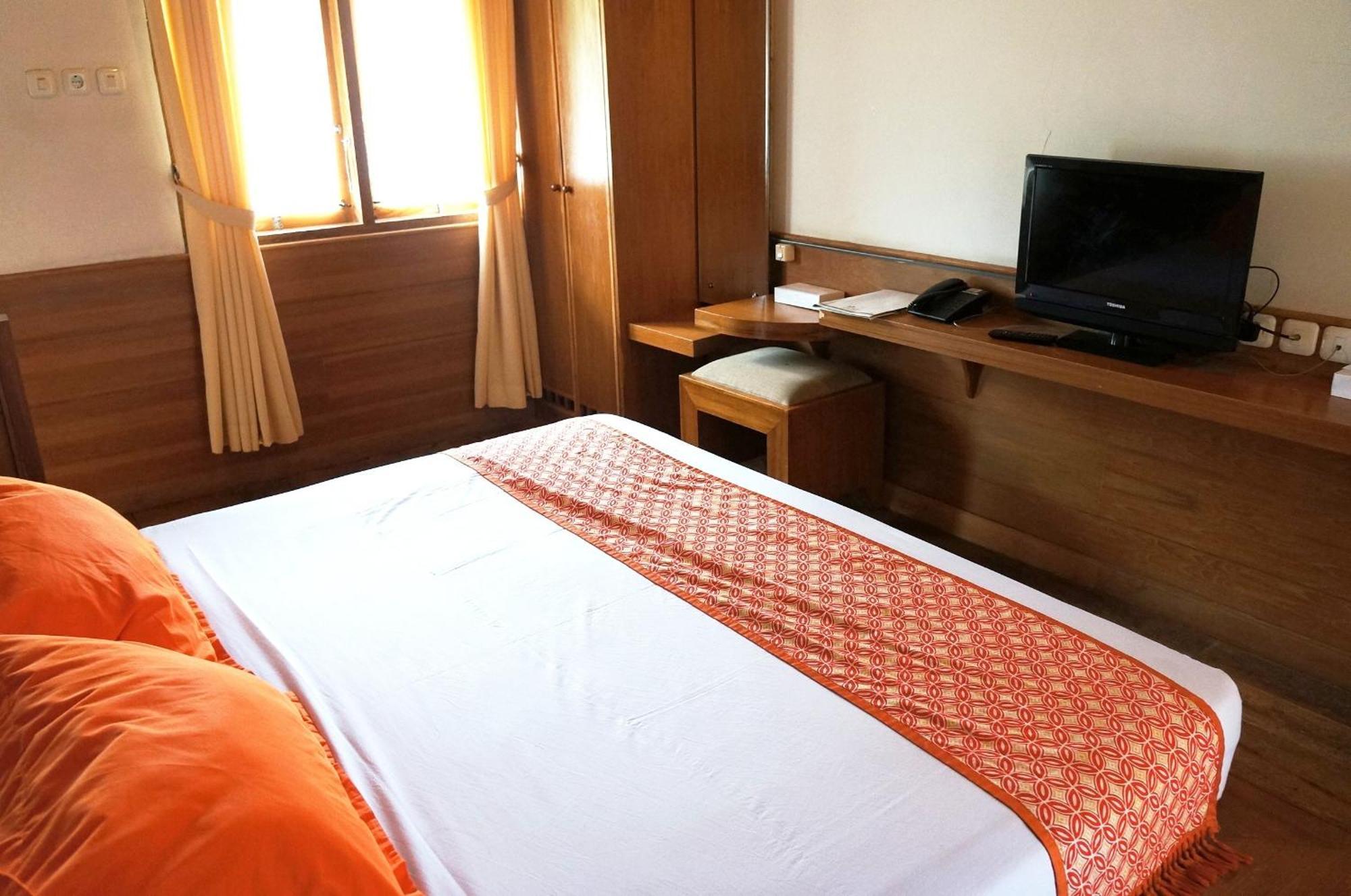 Kampung Sumber Alam Garut Hotel Værelse billede